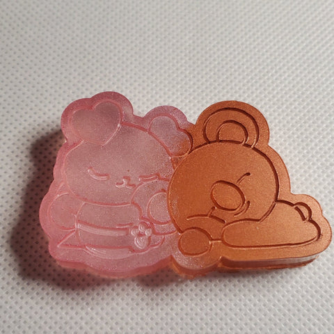 koala couple cuddling (resin)